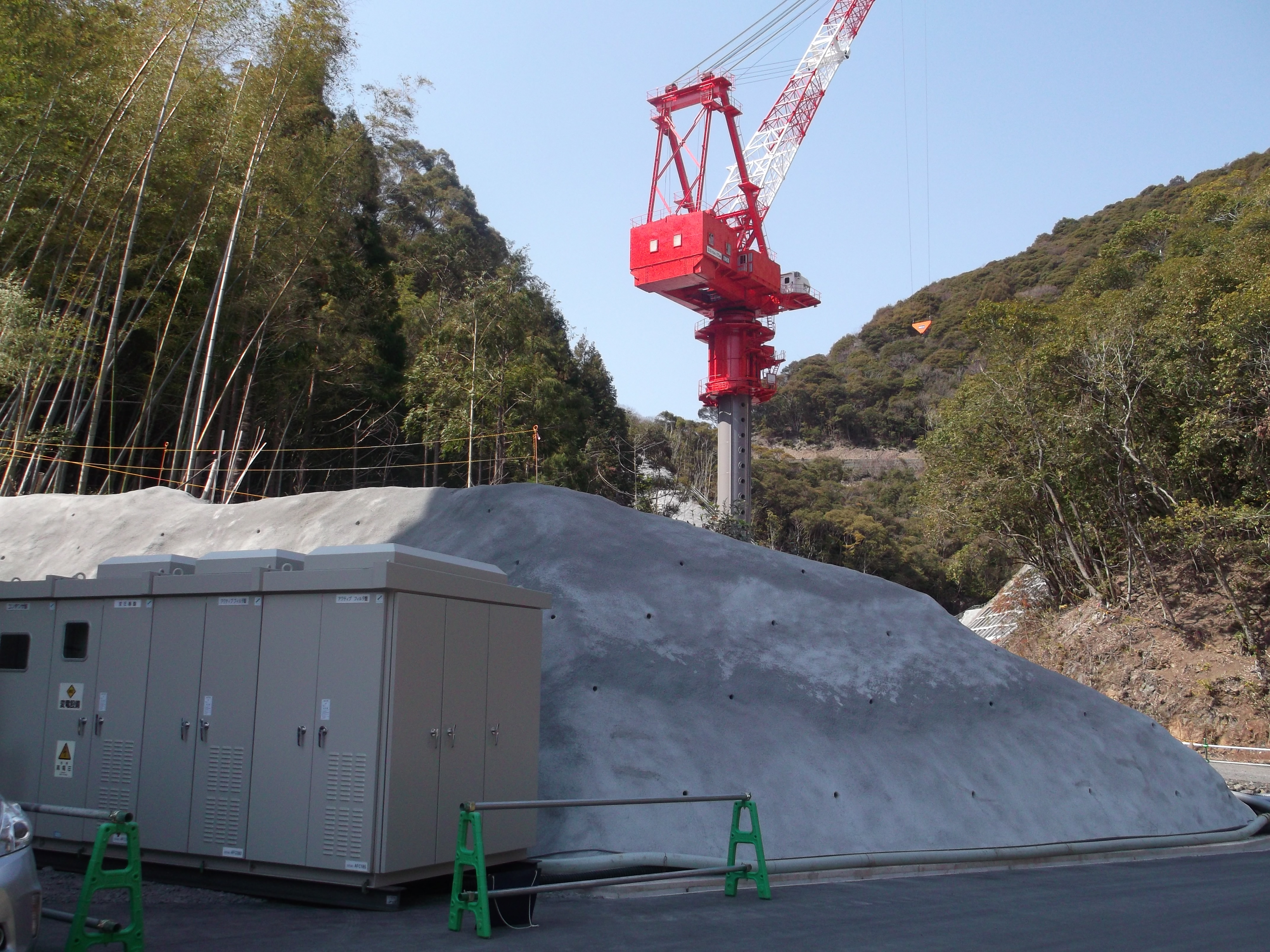 フリッカ対策現場_ダム